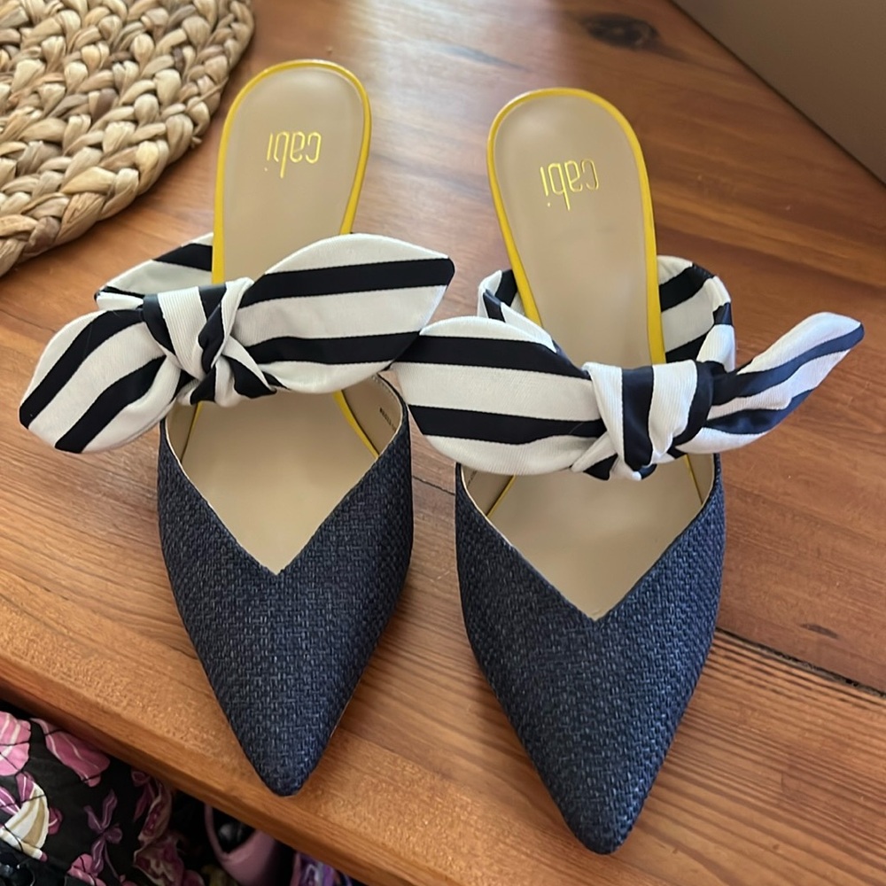 NWOB CABI BLUE shoes size 7